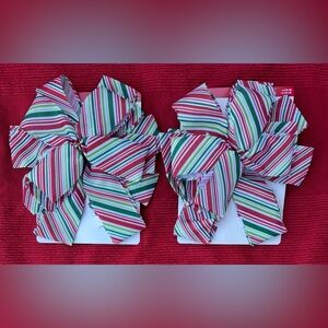 NWT celebrate it! Candy cane striped theme Christmas Xmas tree bows 2 total